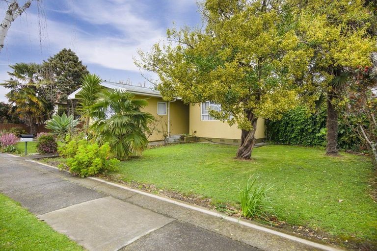 Photo of property in 3 Barton Avenue, Marewa, Napier, 4110