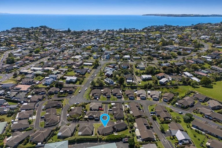 Photo of property in 6 The Boulevard, Red Beach, 0932