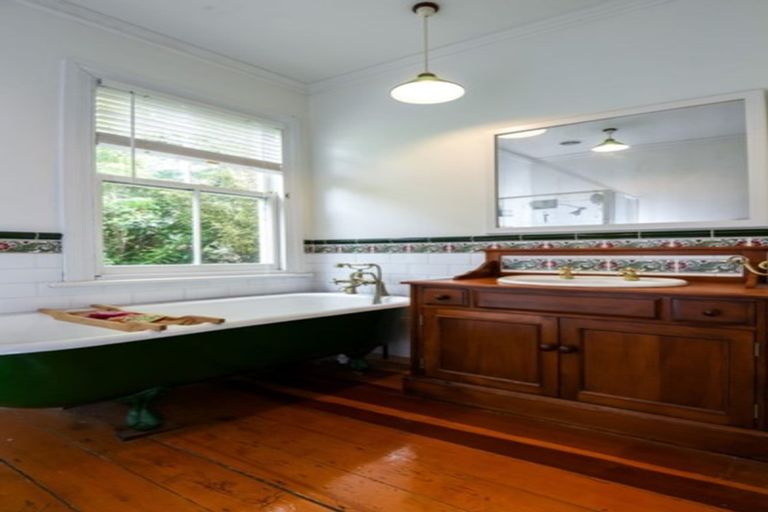 Photo of property in 260 Settlement Road, Red Hill, Papakura, 2110