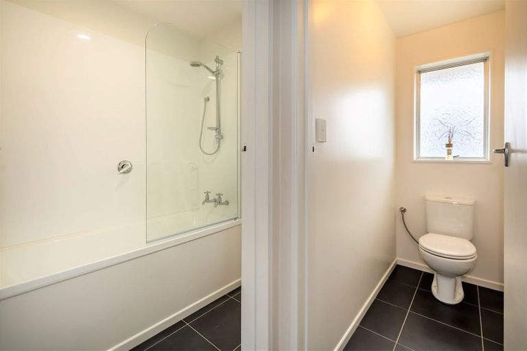 Photo of property in 4/4a Hayton Road, Hornby, Christchurch, 8042