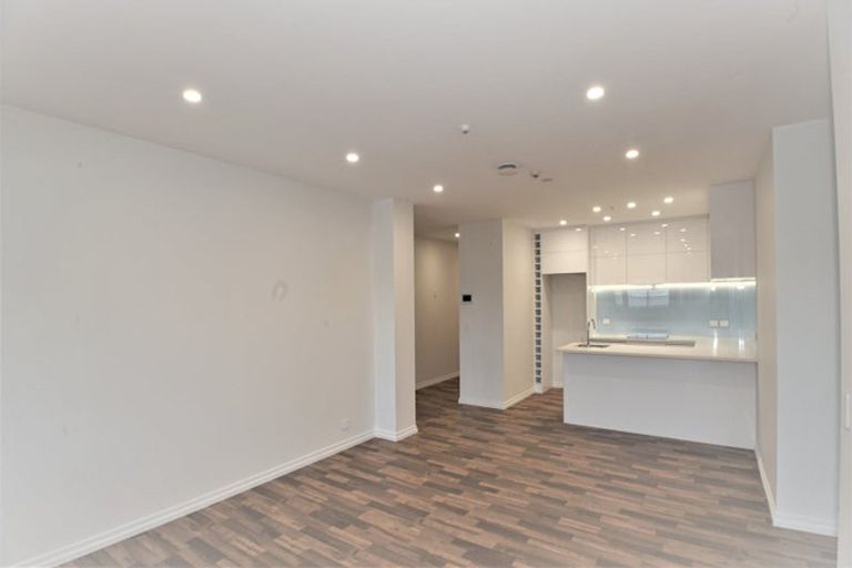 Photo of property in 10/46 Wellington Street, Howick, Auckland, 2014
