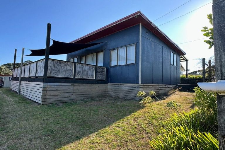 Photo of property in 5 Tokopapa Street, Mokau, 4376