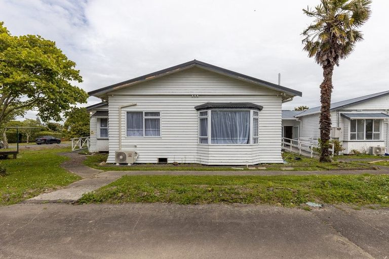 Photo of property in 22 Palm Avenue, Hokowhitu, Palmerston North, 4410
