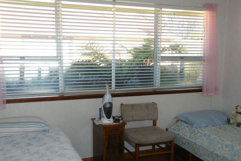 Photo of property in 100 Kainga Road, Kainga, Christchurch, 8083