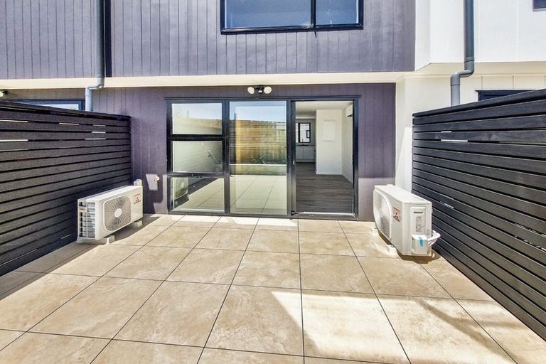 Photo of property in 27 Ara Mara Hua, Henderson, Auckland, 0612