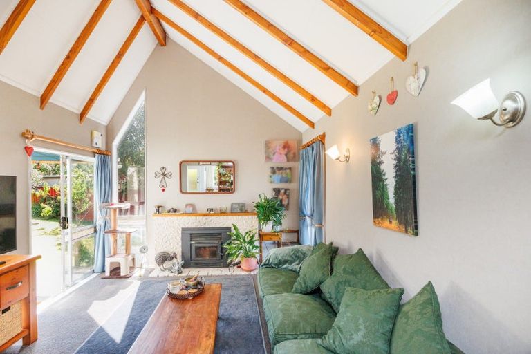 Photo of property in 9 Craven Court, Ashhurst, 4810