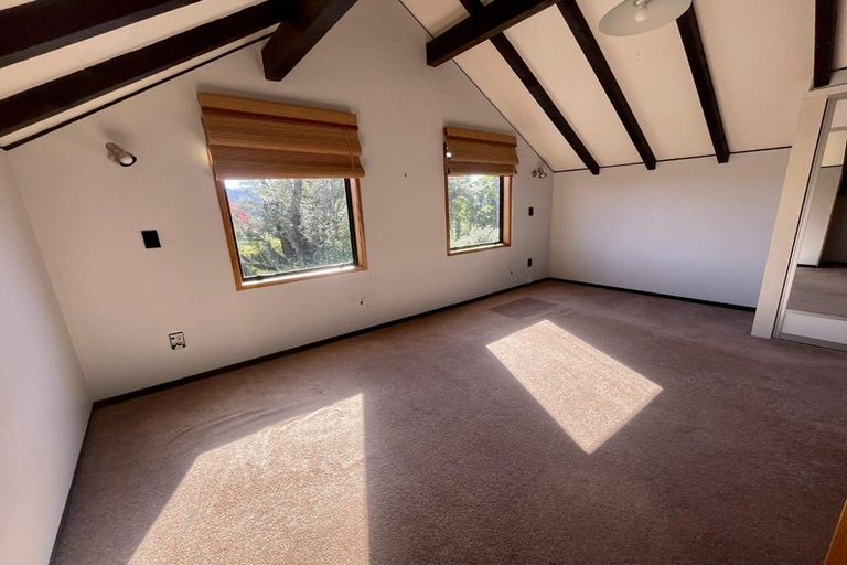 Photo of property in 6b Chatsworth Road, Silverstream, Upper Hutt, 5019