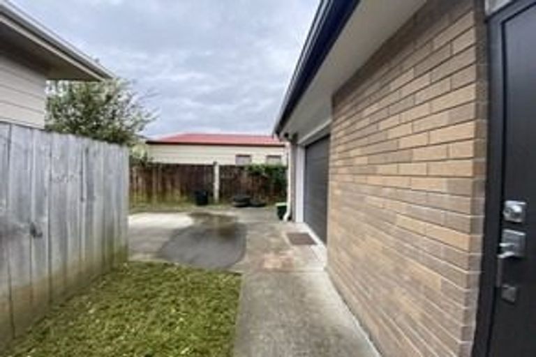 Photo of property in 15 Dissmeyer Drive, Clover Park, Auckland, 2019