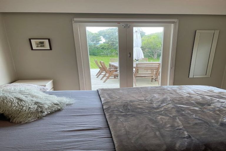 Photo of property in 12 The Avenue, Otaki Beach, Otaki, 5512