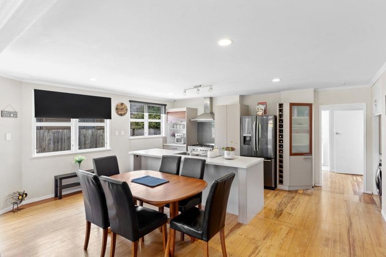 Photo of property in 19 Cureton Street, Morrinsville, 3300