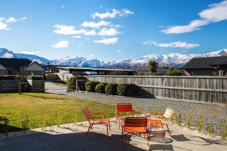 Photo of property in 20 Hope Avenue, Lake Hayes, Queenstown, 9304