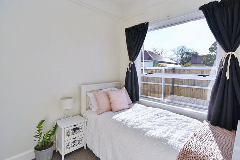 Photo of property in 230 King Street, Rangiora, 7400