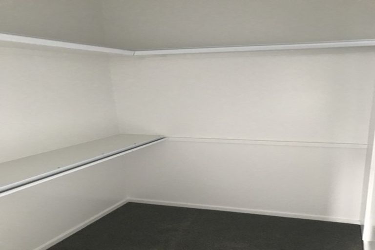 Photo of property in 926 Tremaine Avenue, Roslyn, Palmerston North, 4414