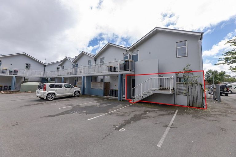 Photo of property in 10/14 Brougham Street, Addington, Christchurch, 8024