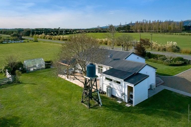Photo of property in 748 Hudsons Road, Motukarara, Christchurch, 7674