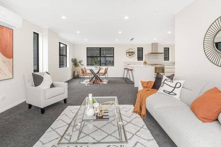 Photo of property in 11 Kawakawa Place, Hillcrest, Hamilton, 3216