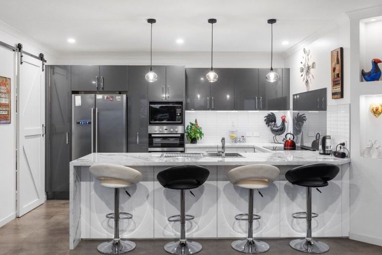 Photo of property in 60 Adler Drive, Ohauiti, Tauranga, 3112