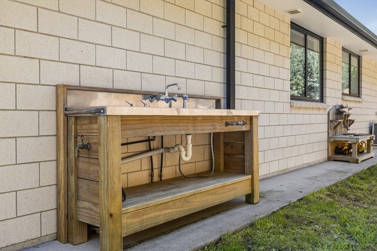 Photo of property in 14 Winspear Place, Omokoroa, 3114