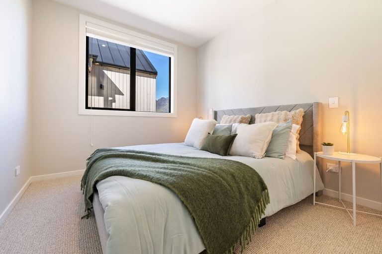 Photo of property in 22 Woolshed Road, Jacks Point, Queenstown, 9371