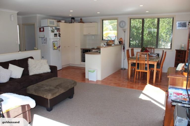 Photo of property in 14 Walter Macdonald Street, Howick, Auckland, 2014