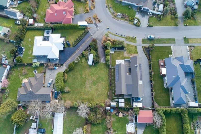 Photo of property in 12 Nautilus Place, Spencerville, Christchurch, 8083