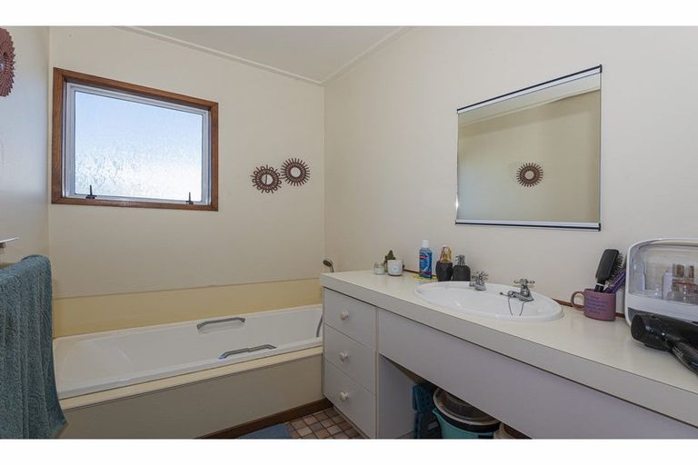 Photo of property in 26a Mains Avenue, Kensington, Whangarei, 0112