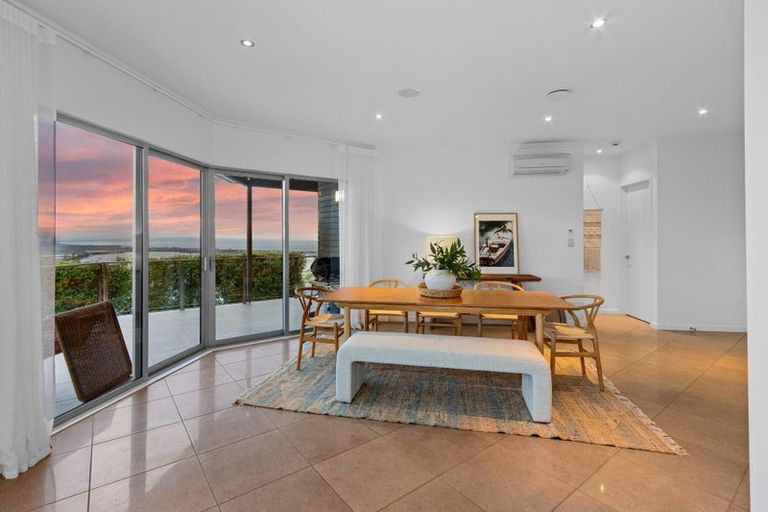 Photo of property in 19 Luxton Place, Mount Pleasant, Christchurch, 8081