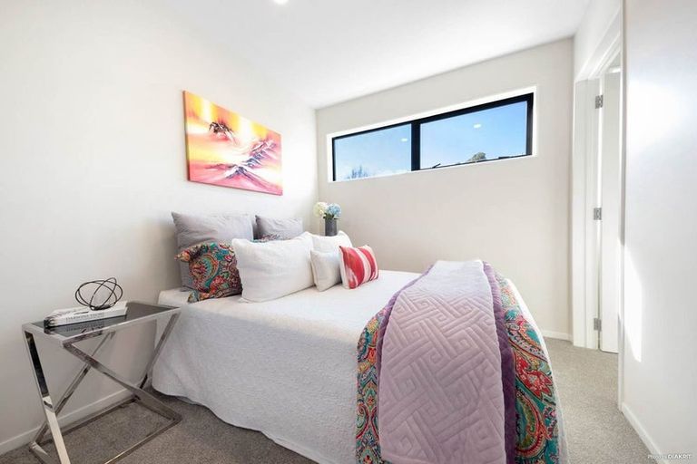 Photo of property in 59b Redwood Drive, Massey, Auckland, 0614