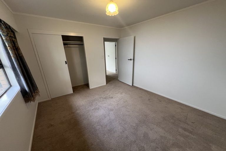 Photo of property in 19 Sartors Avenue, Northcross, Auckland, 0630