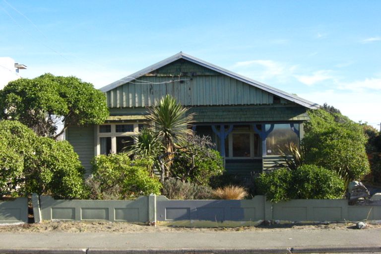 Photo of property in 271 Marine Parade, New Brighton, Christchurch, 8061