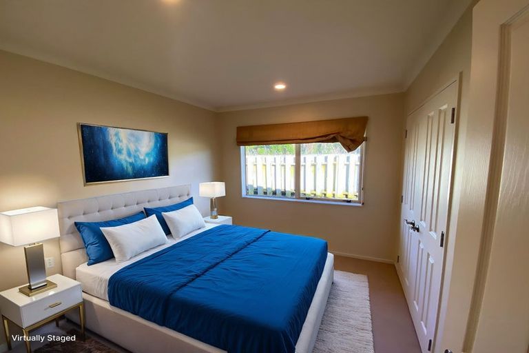 Photo of property in 32 Mandalay Place, Waiuku, 2123