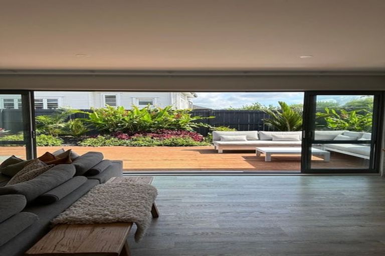 Photo of property in 3 Riverhead Point Drive, Riverhead, 0820