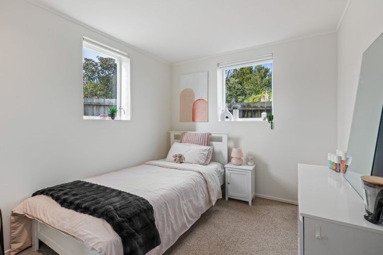 Photo of property in 41 Shakespear Road, Army Bay, Whangaparaoa, 0930