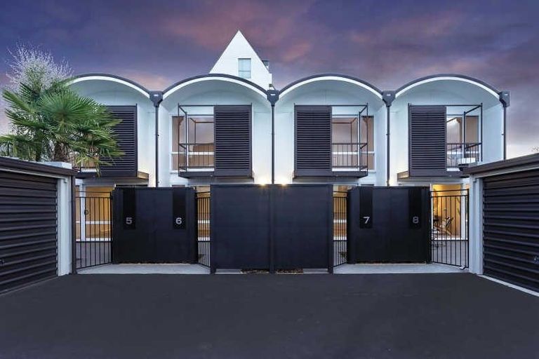 Photo of property in 8/18 Salisbury Street, Christchurch Central, Christchurch, 8013