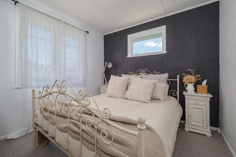 Photo of property in 72 Campbell Street, Leamington, Cambridge, 3432