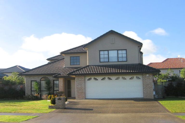 Photo of property in 11 Carousel Crescent, East Tamaki Heights, Auckland, 2016