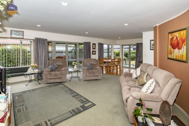 Photo of property in 68 Whiting Crescent, Greenmeadows, Napier, 4112