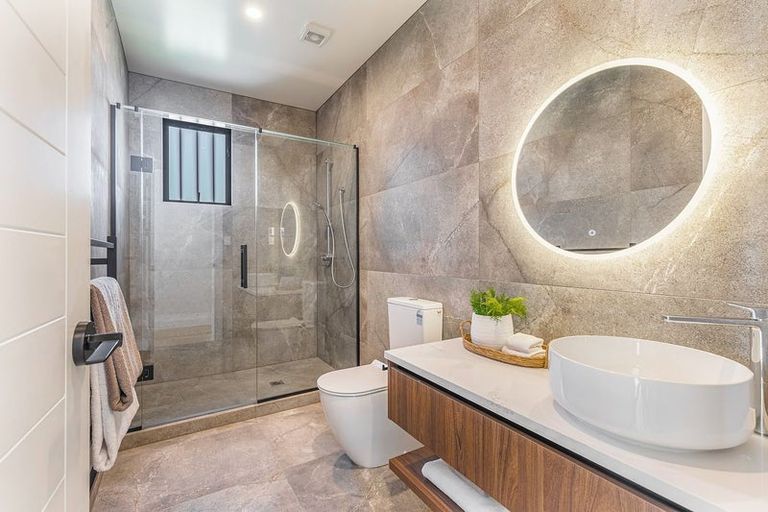 Photo of property in 20 Kikorangi Drive, Wainui, 0992