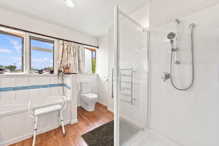 Photo of property in 135 Bower Avenue, New Brighton, Christchurch, 8083