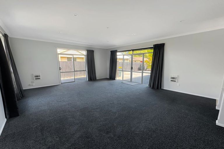 Photo of property in 17 Maurice Stanton Place, Shirley, Christchurch, 8052