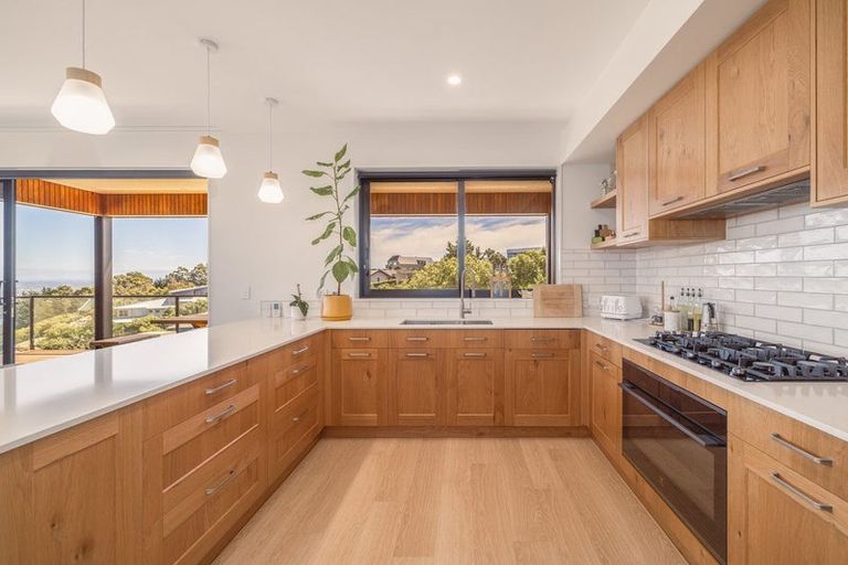 Photo of property in 4 Plains View, Mount Pleasant, Christchurch, 8081