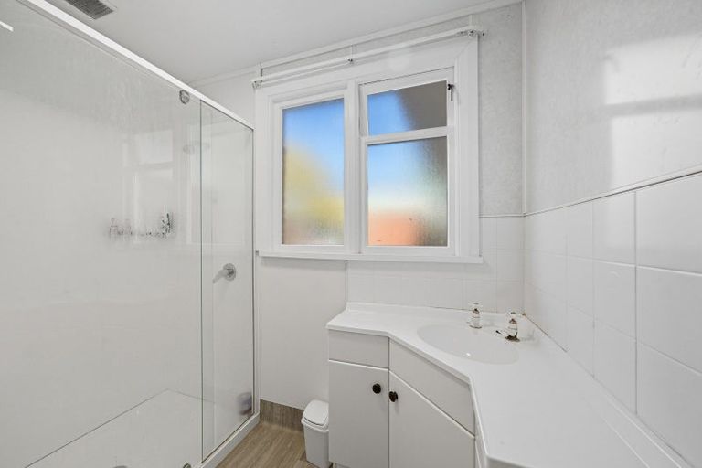 Photo of property in 31 Beach Street, Saint Clair, Dunedin, 9012