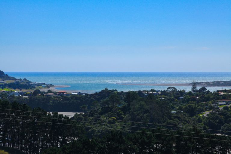 Photo of property in 57 Hills Road, Raglan, 3295