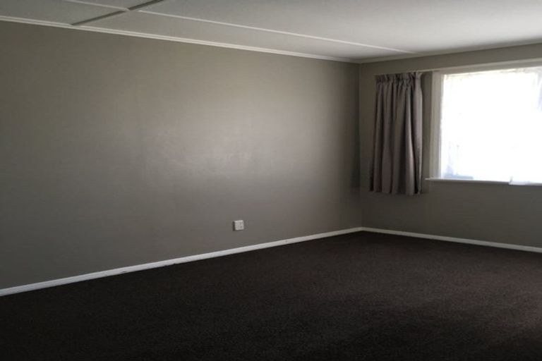 Photo of property in 35 Fisk Street, Naenae, Lower Hutt, 5011