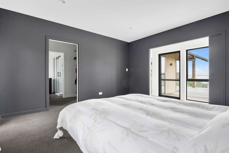 Photo of property in 2d Vipond Road, Stanmore Bay, Whangaparaoa, 0932