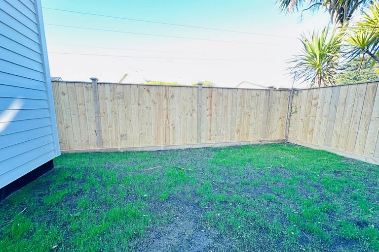 Photo of property in 115b Luke Street East, Otahuhu, Auckland, 1062