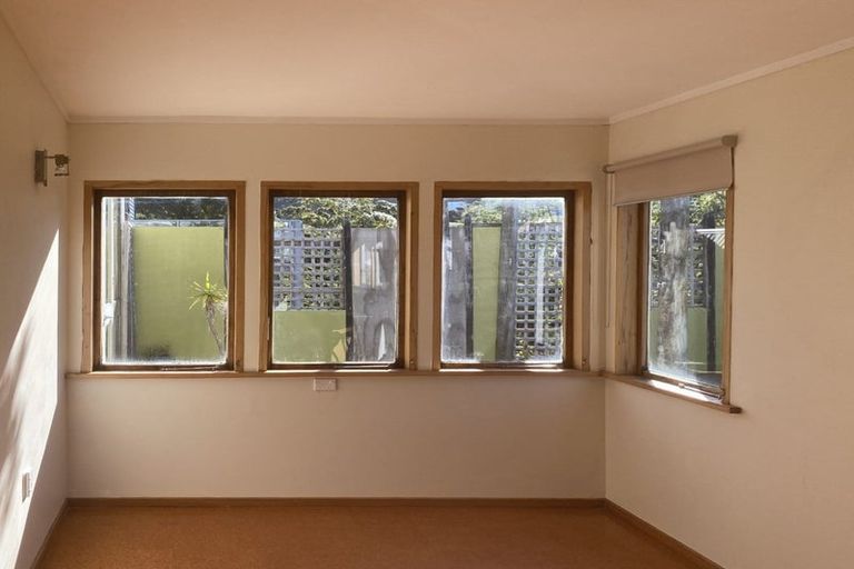 Photo of property in 14 Karamu Street, Ngaio, Wellington, 6035