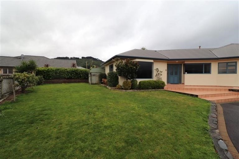 Photo of property in 34 Birkinshaw Grove, Riverstone Terraces, Upper Hutt, 5018