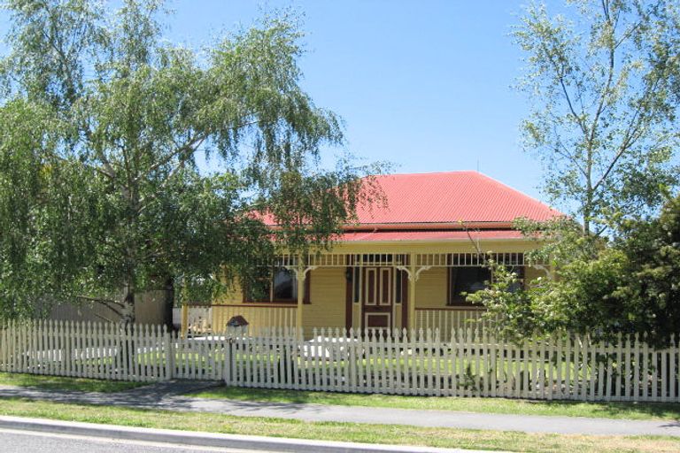 Photo of property in 10 Willock Street, Kaiapoi, 7630