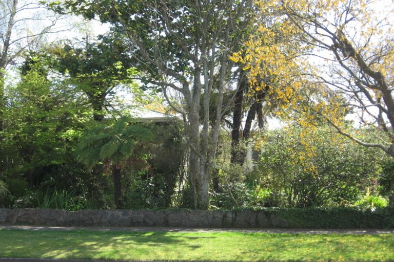 Photo of property in 27 Robertson Street, Glenholme, Rotorua, 3010